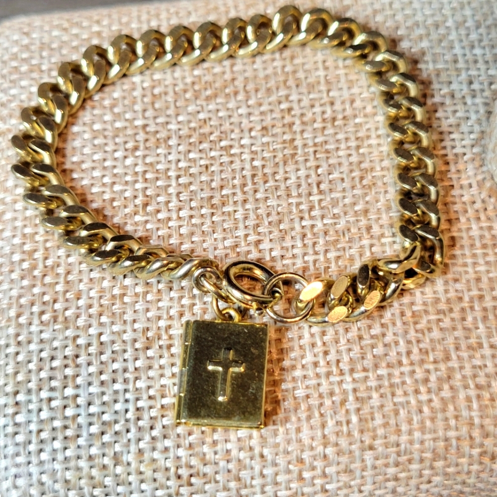Vintage Chunky Gold Tone Chain Bracelet with Religious Charm Prayer Book Locket
